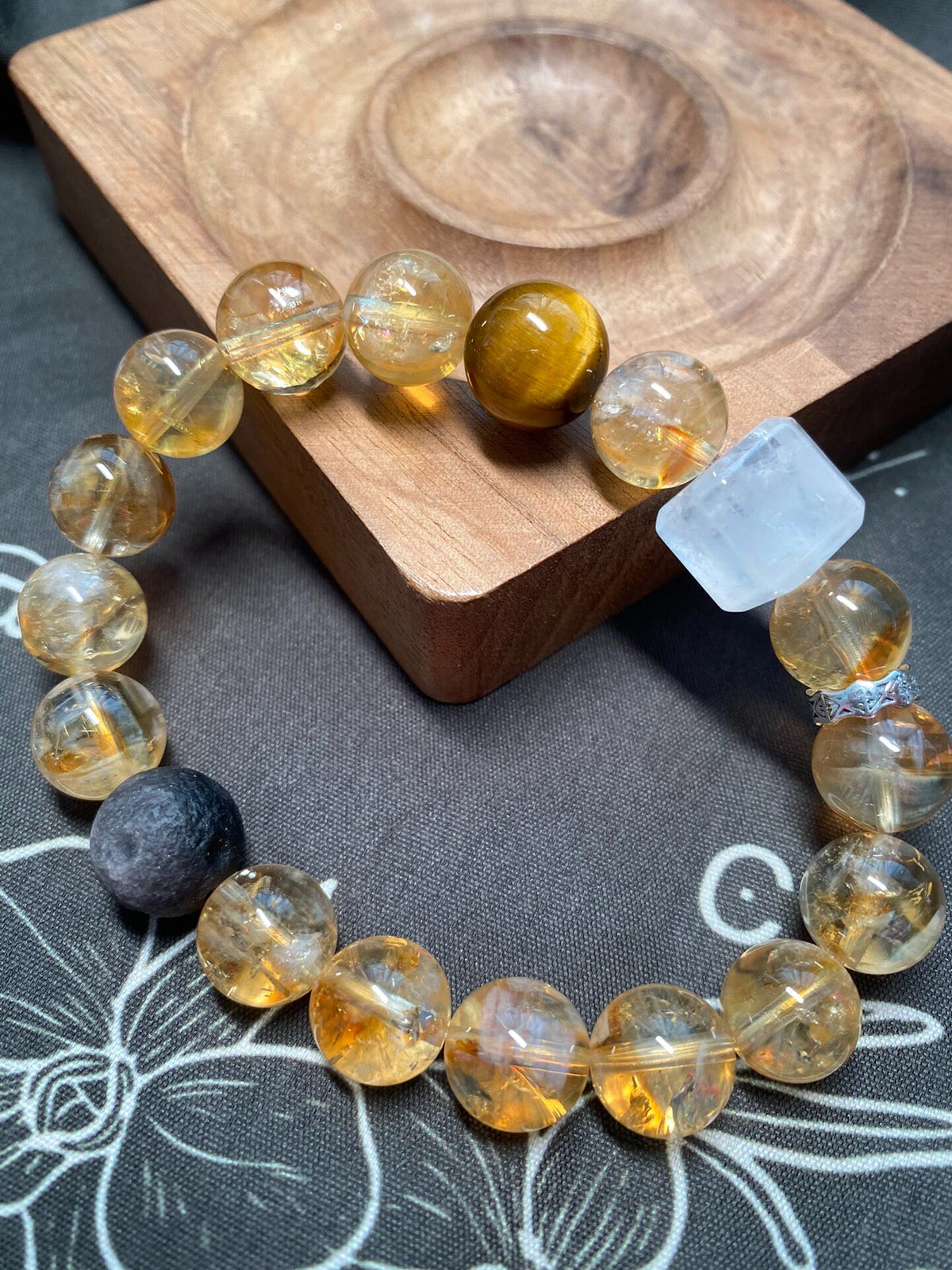 Yellow Rutilated Quartz Beaded Bracelet