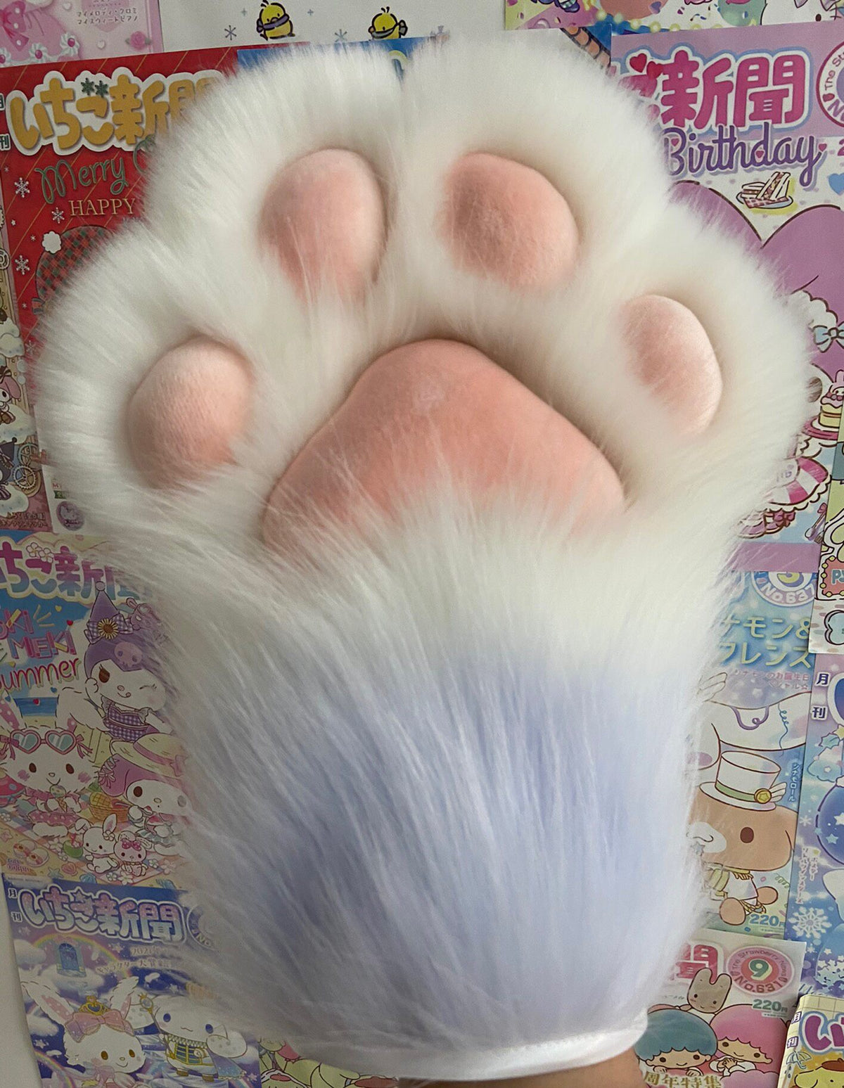 Plush Animal Paw Gloves with Gradient Fur
