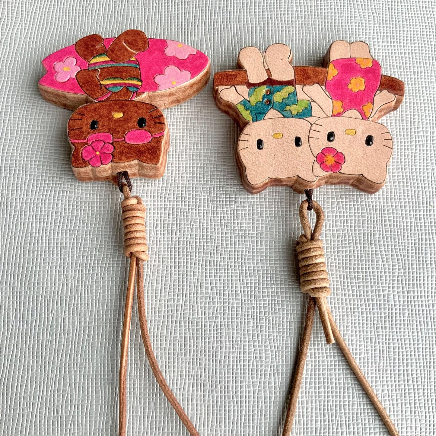Hand-Carved Italian Leather Hello Kitty Keychain Set