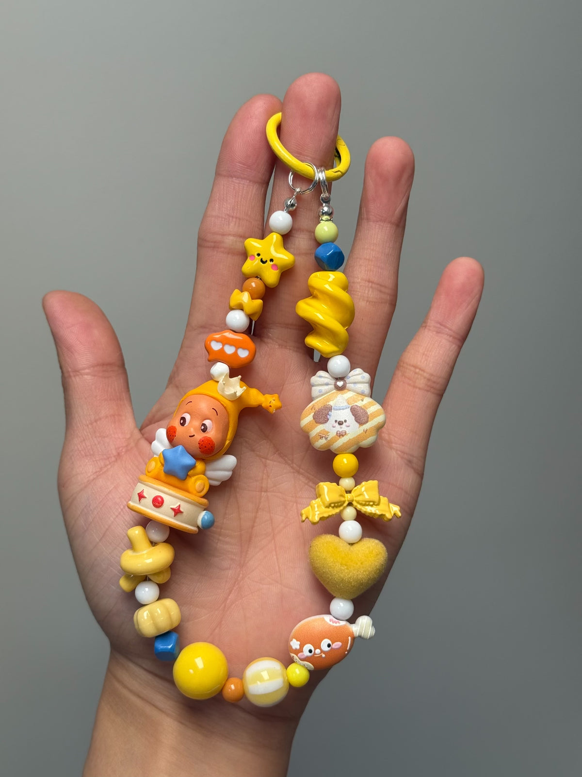 Star Man イエロー ビーズスマホストラップ バッグチャーム
