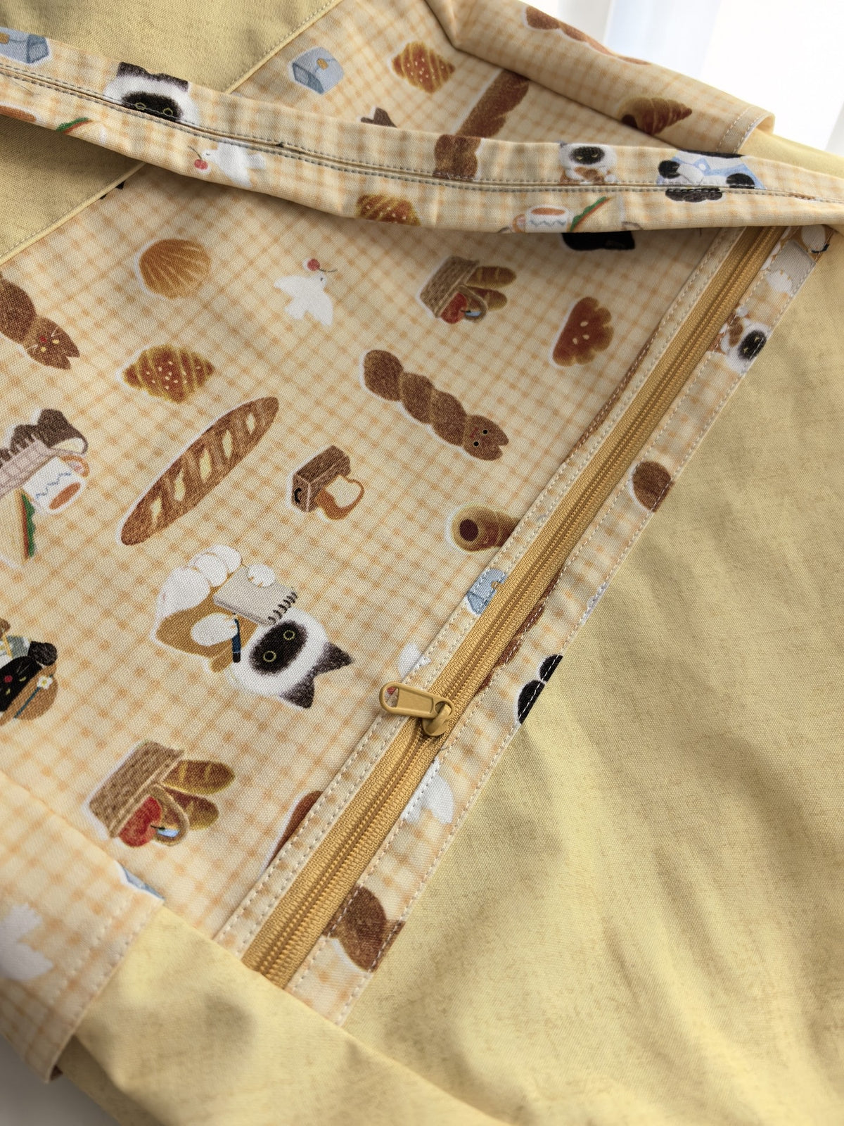 Bread Cat Canvas Tote Bag