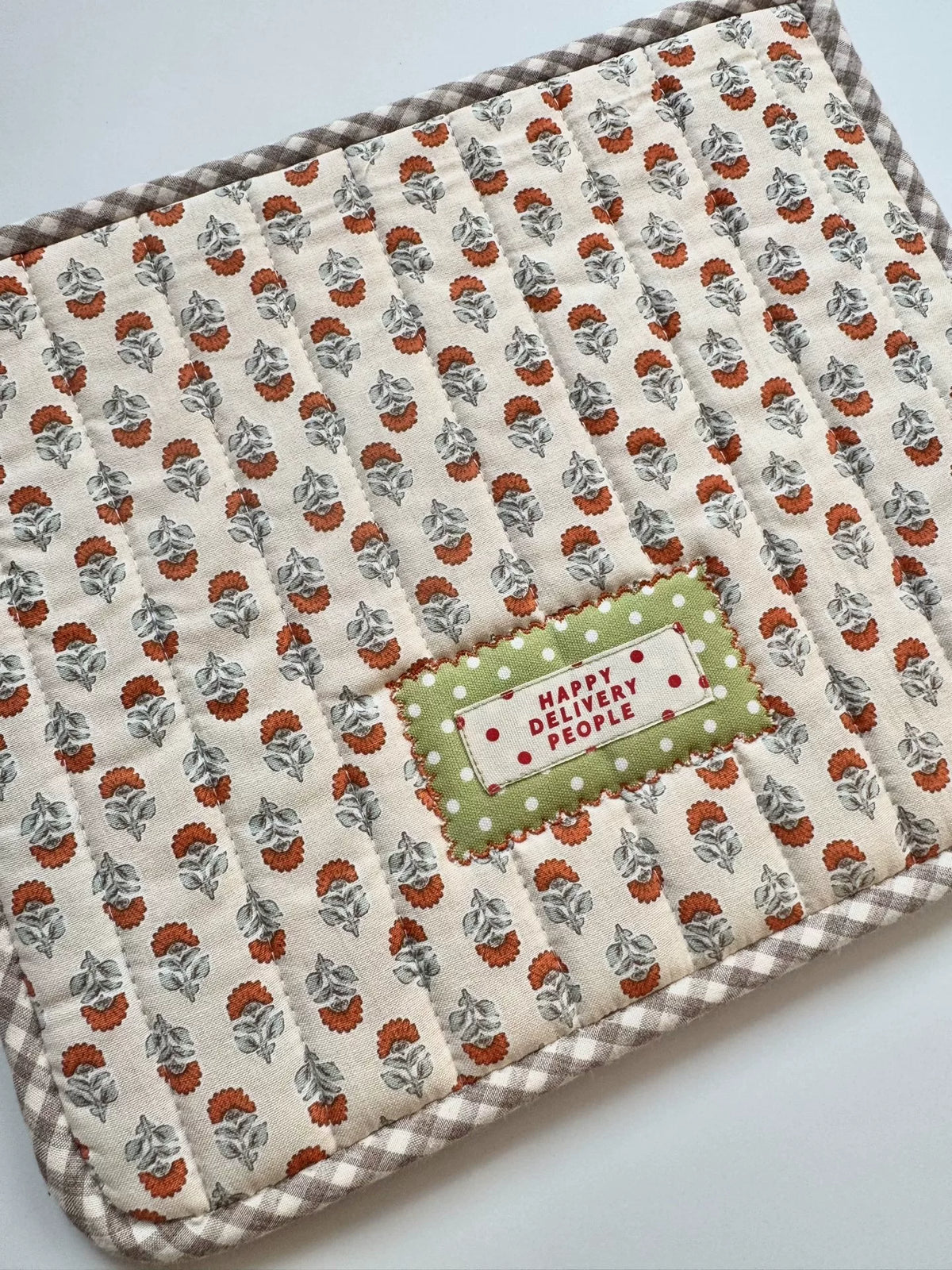 Capa para Tablet de Algodão Acolchoada à Mão 10 Polegadas