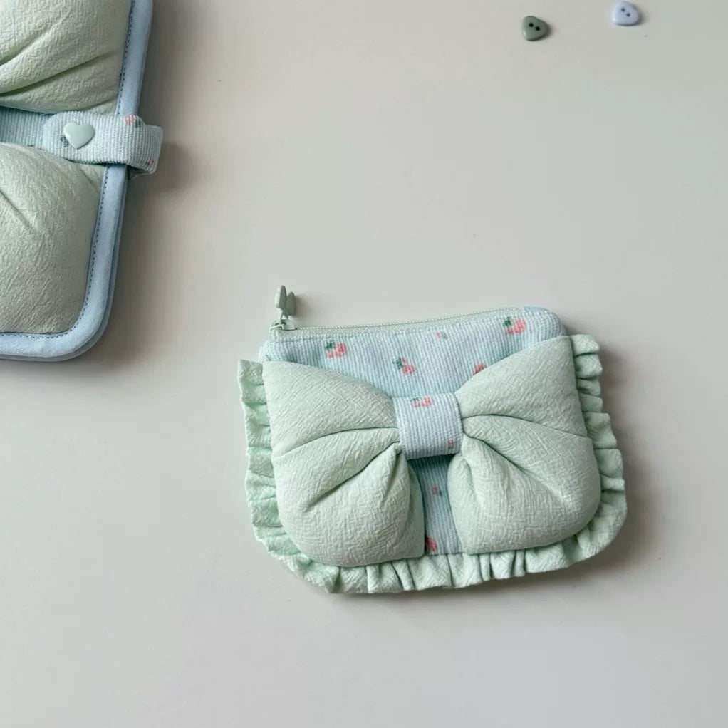Quilted Bow Coin Card Pouch