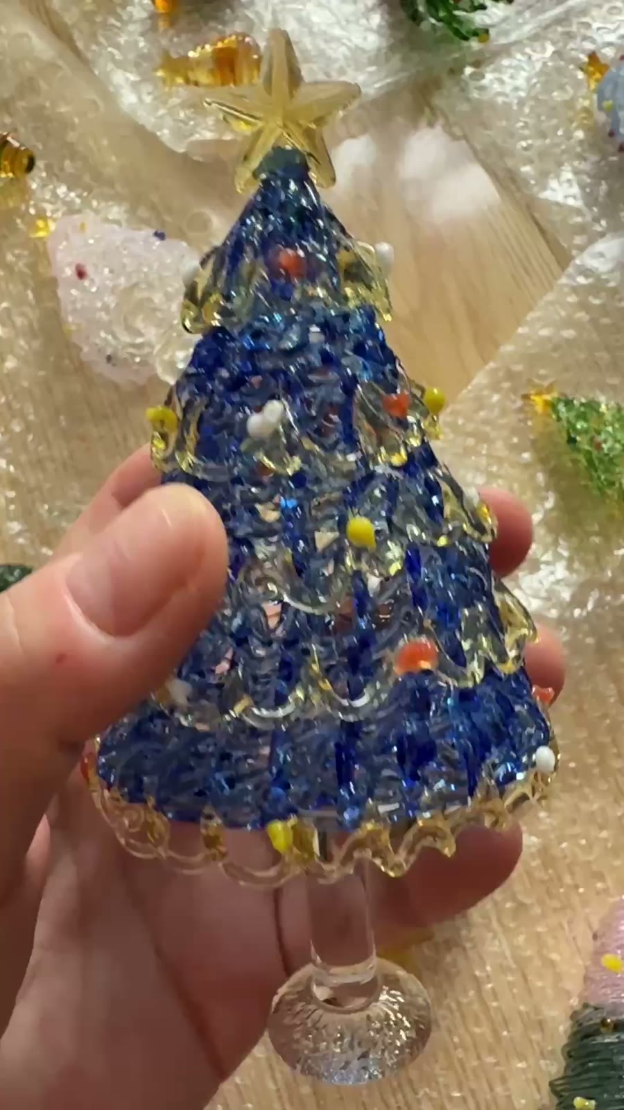 Ornamento per albero di Natale in vetro blu cobalto artigianale
