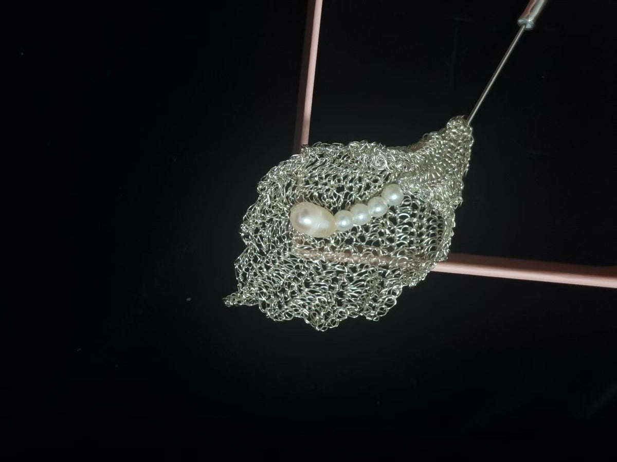 Handmade Crochet Calla Lily Brooch with Pearls
