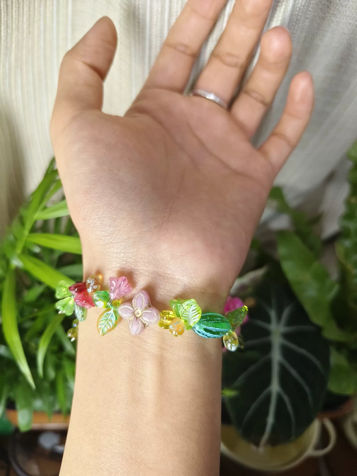 Bracelet floral en perles de verre tchèques