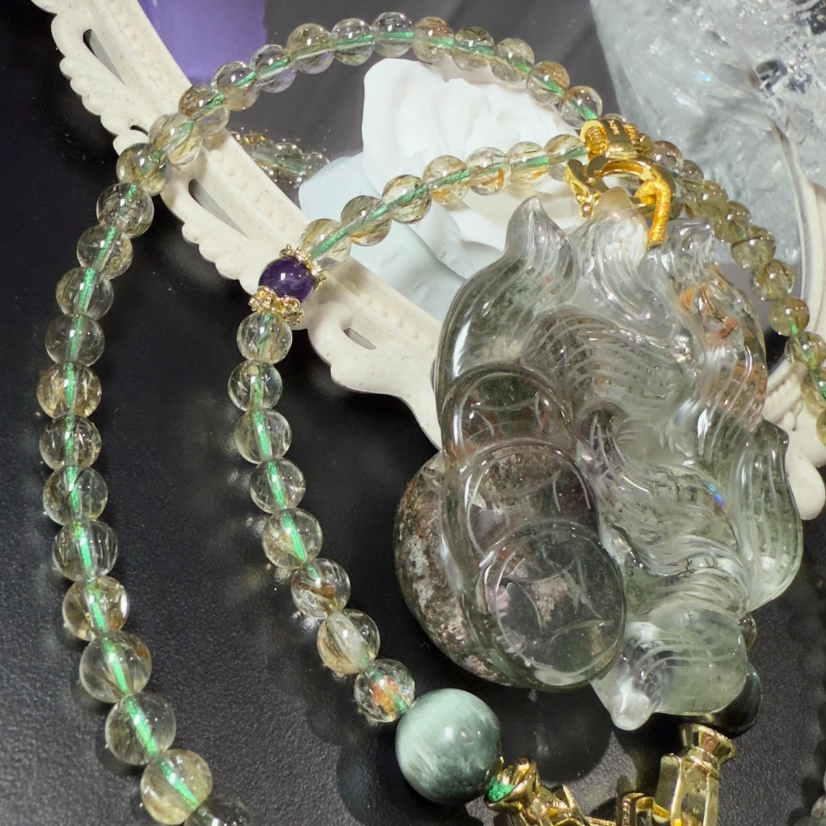 Handgehouwde Ghost Pendant Kralenketting