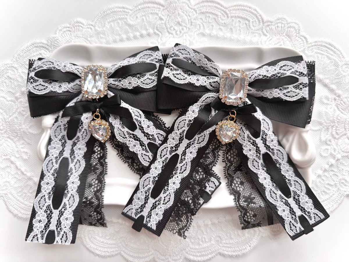 Grampos de Cabelo com Renda Preta e Branca