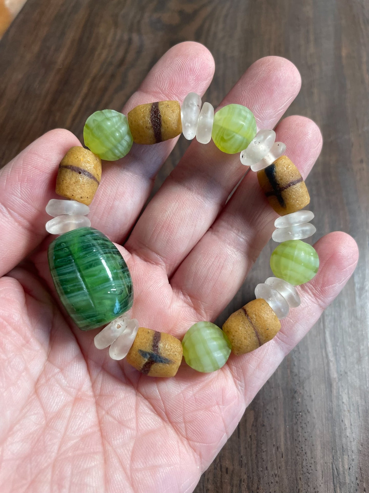 Retro Green Glass Beaded Bracelet