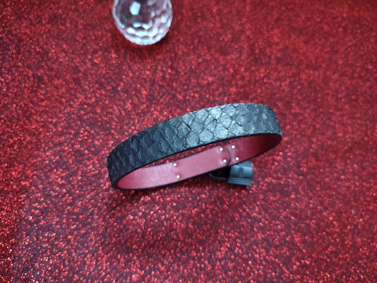 Black Snakeskin Pet Collar with Lock