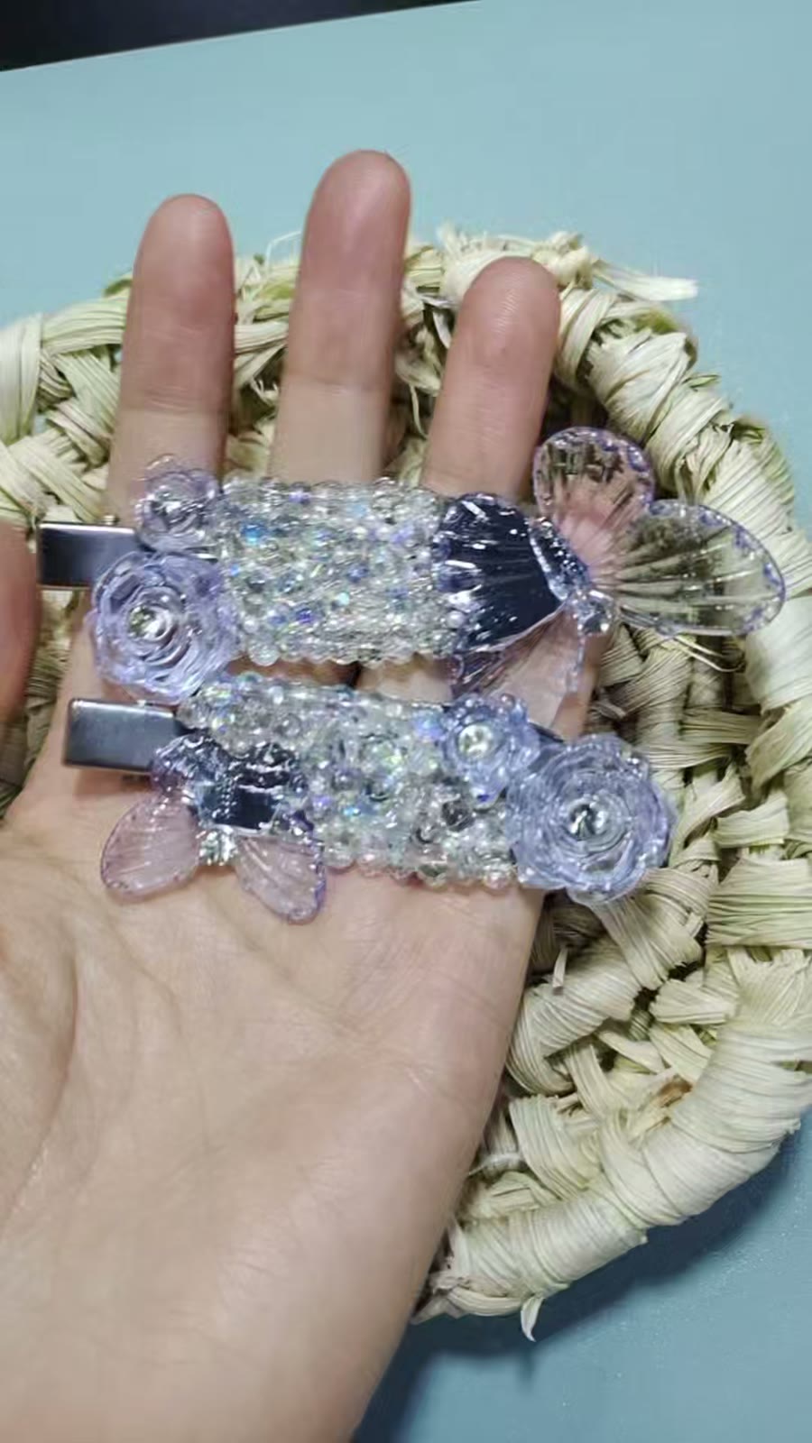 Fermaglio per Capelli Artigianale a Farfalla di Cristallo Viola