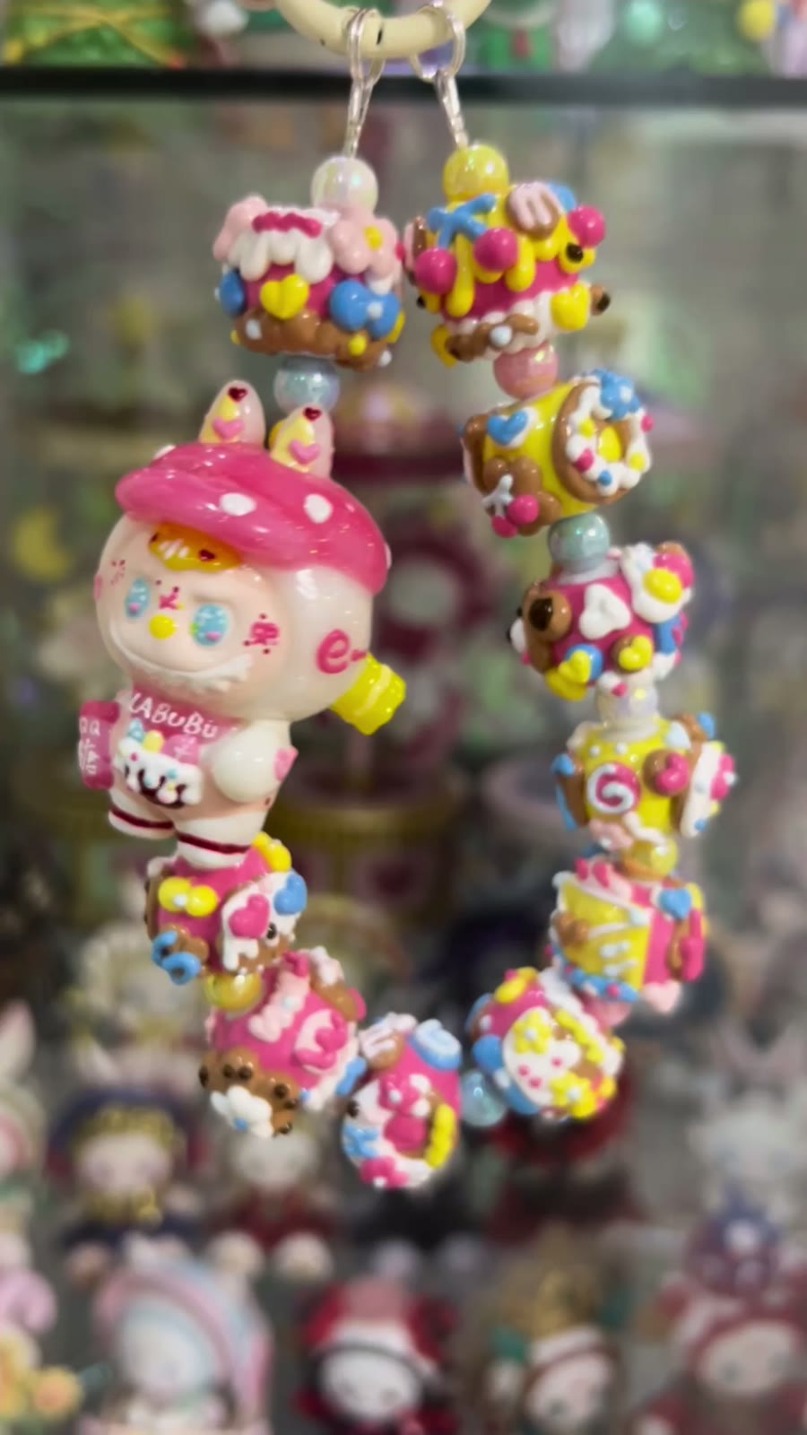 Handbeschchilderde Kraal LABUBU Candy Telefoonhanger