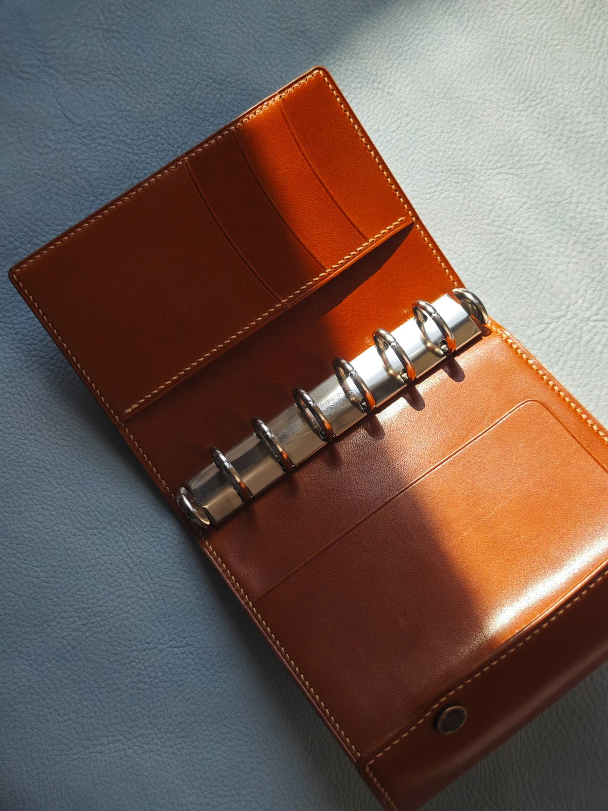 A7 Tri-Fold Organizer Tochigi Leather