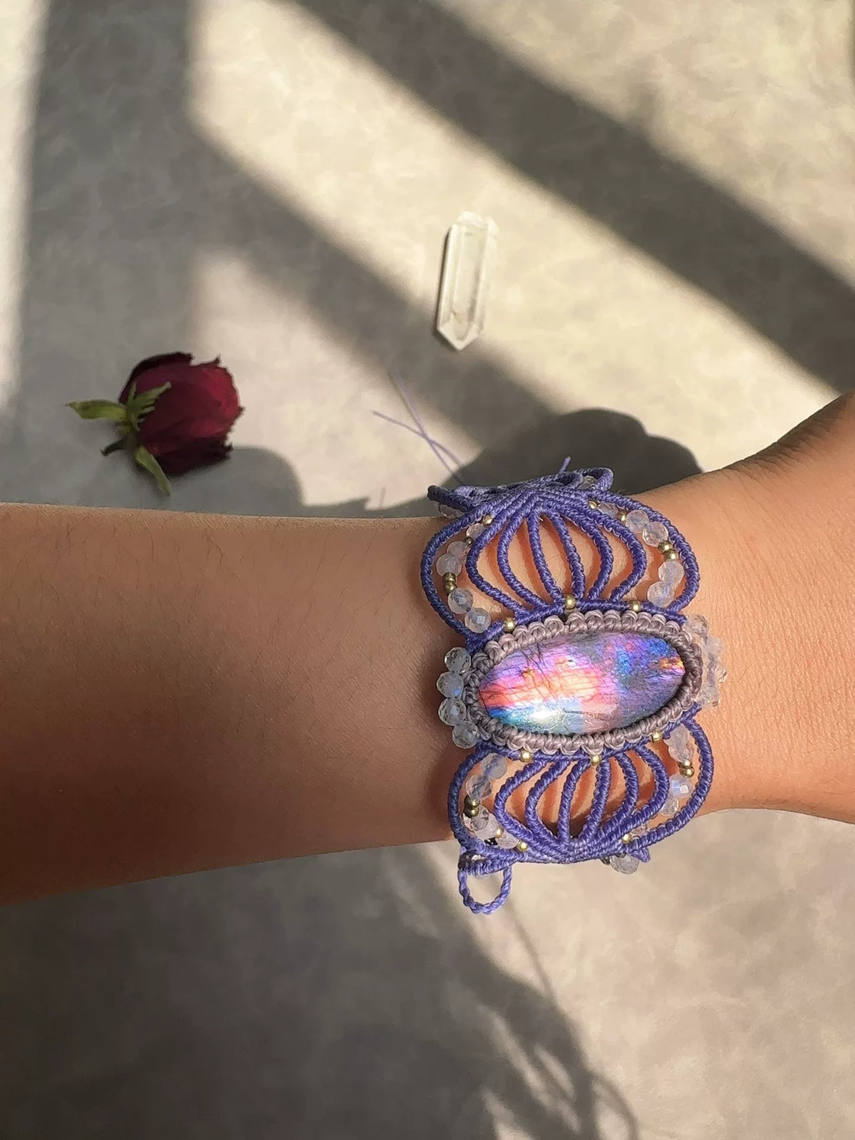 Labradorit Makrame-Armband Violett Kord Mondstein