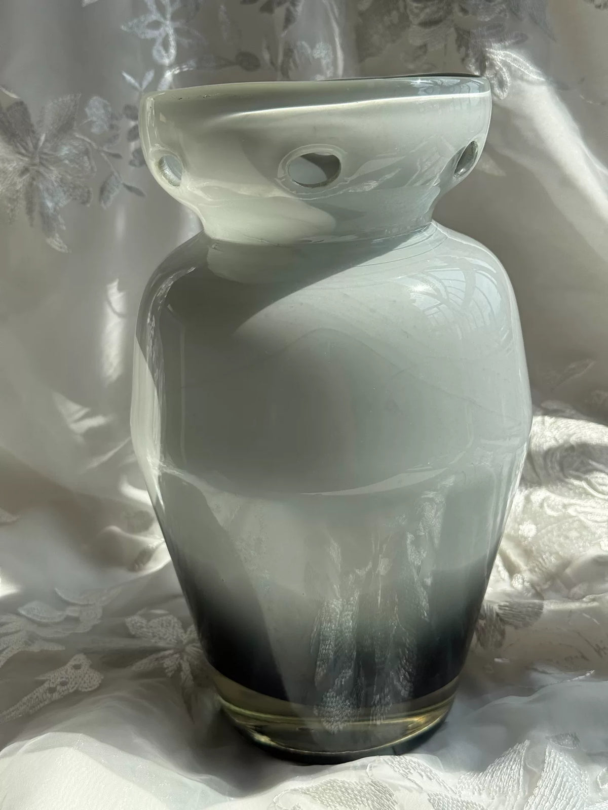975514617216 - Image 3
