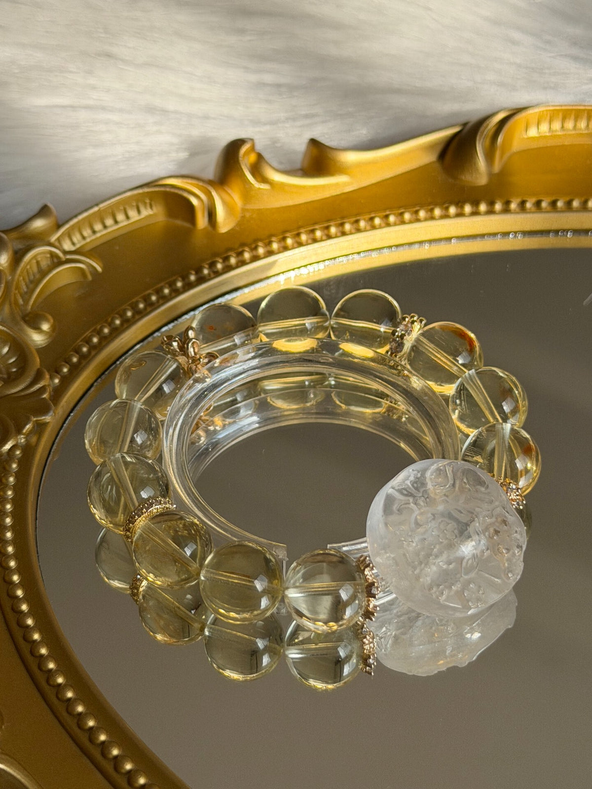 Pulseira de Citrina com Pendente de Quartzo Branco