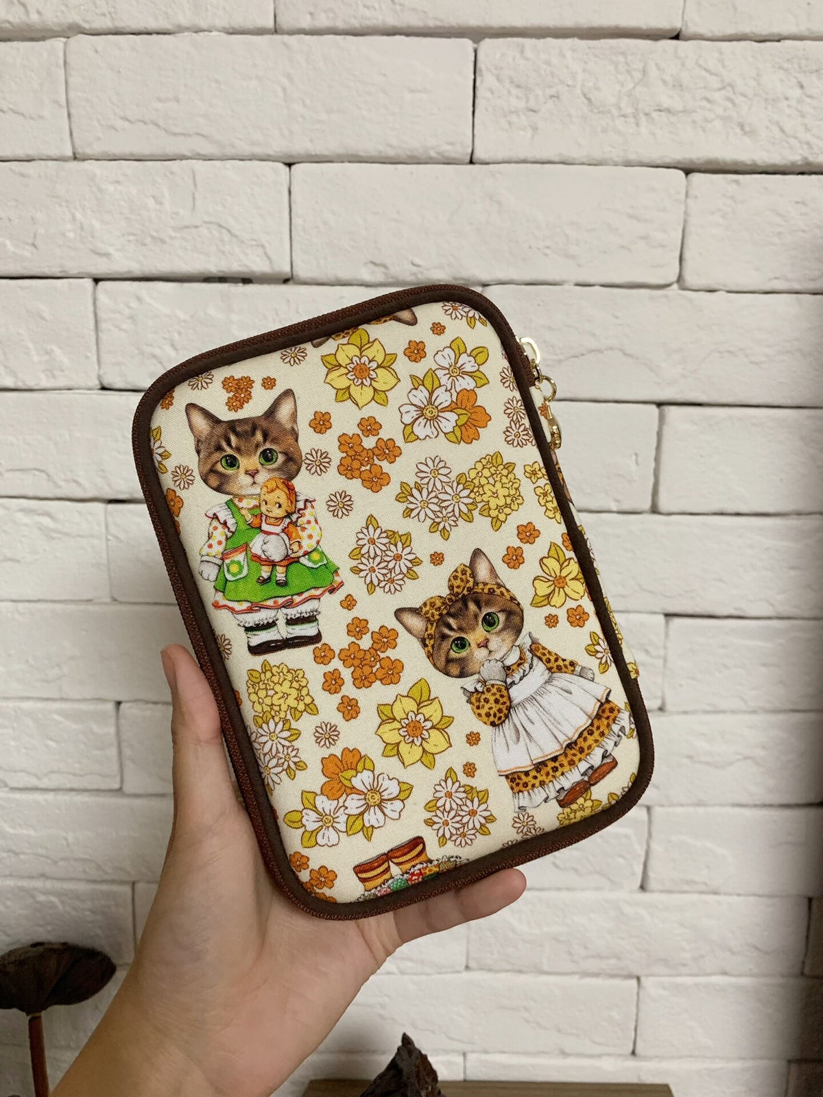 Cat Print Organizer Pouch with Ring Binder
