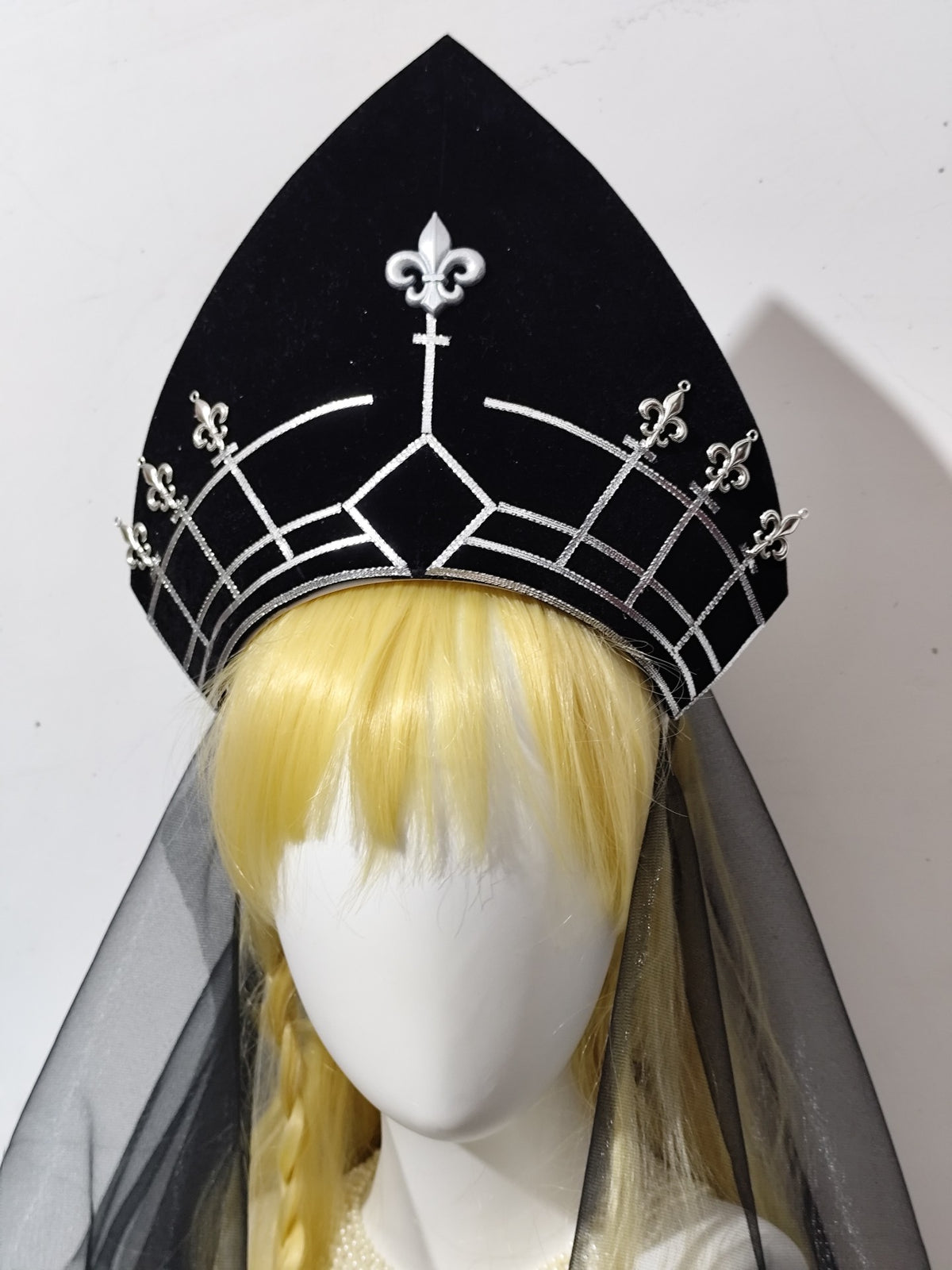 Black Cosplay Headdress with Veil 19cm
