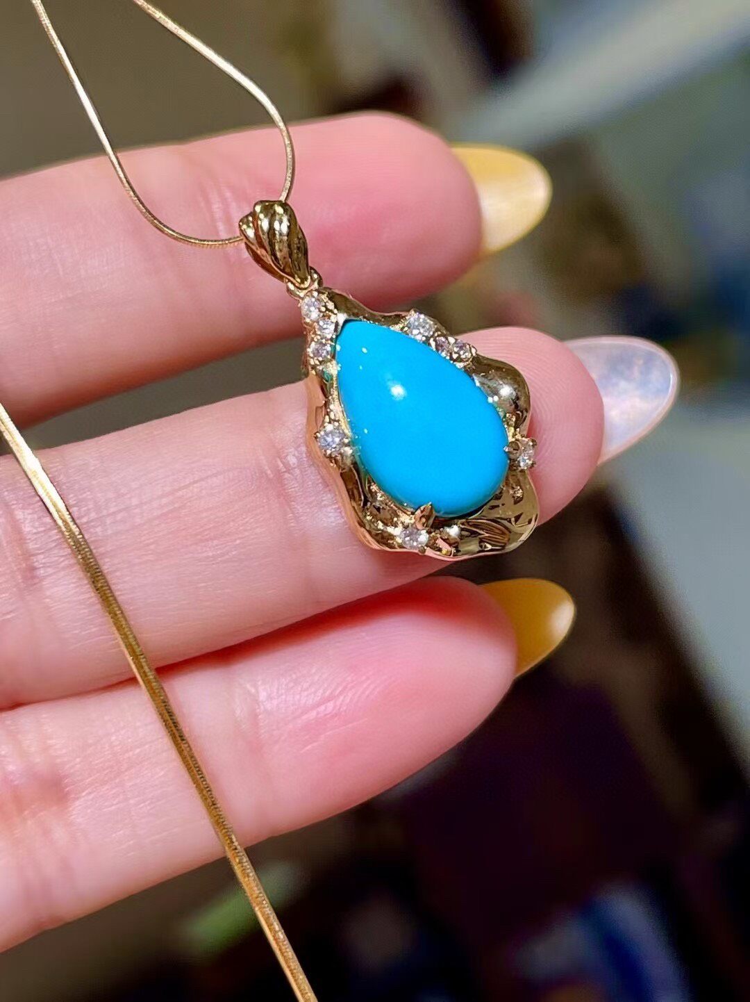 18K Gold Sleeping Beauty Turquoise Pendant Necklace