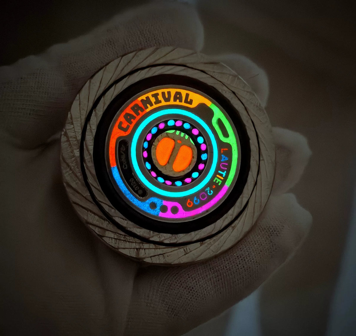 Fidget Toy in Metallo a Roulette con Luce UV
