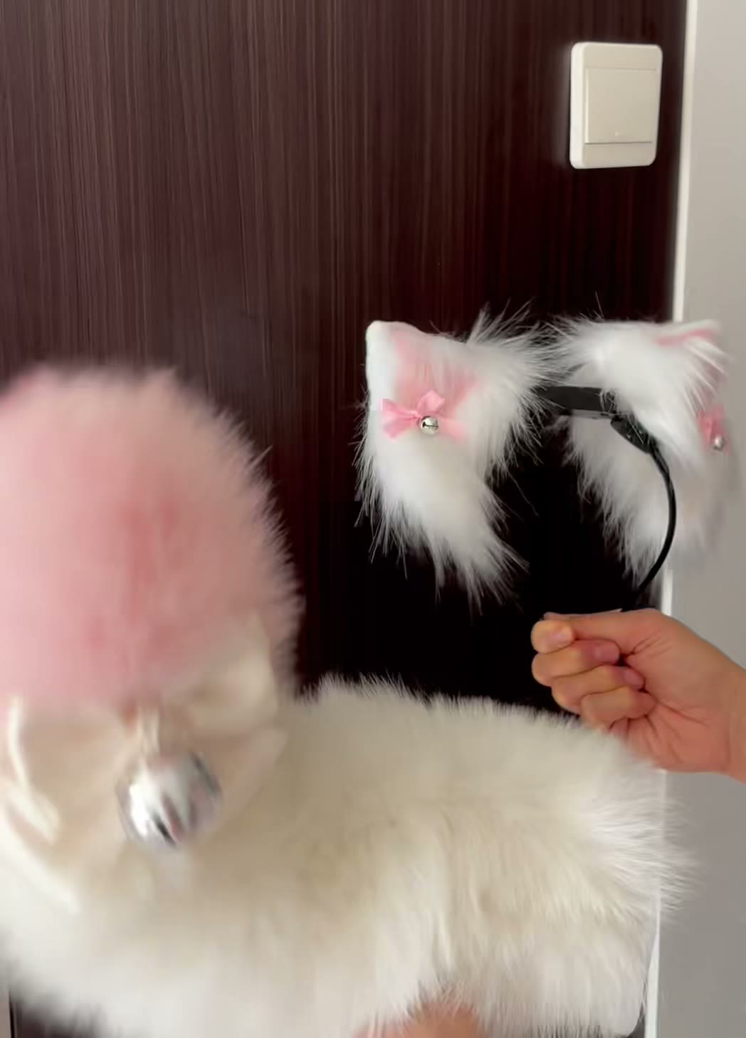 White Pink Electric Cat E