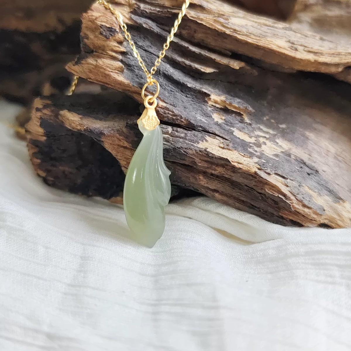High Ice Hetian-Jade Halskette in Seegrün