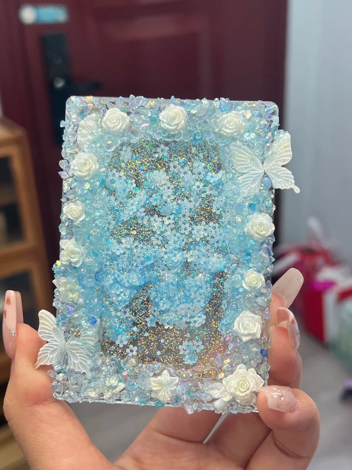 Blau-weißer Quicksand Kartenhalter mit Glitter