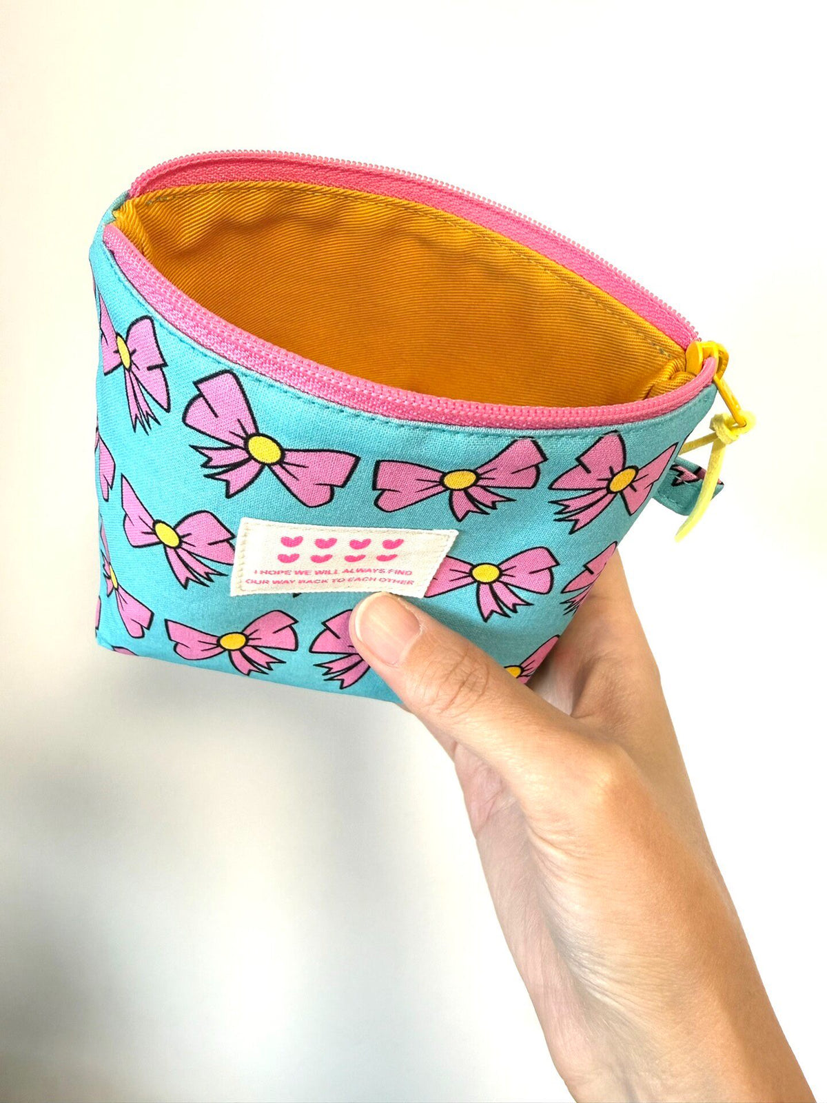 Small Bow Print Zippered Pouch Turquoise