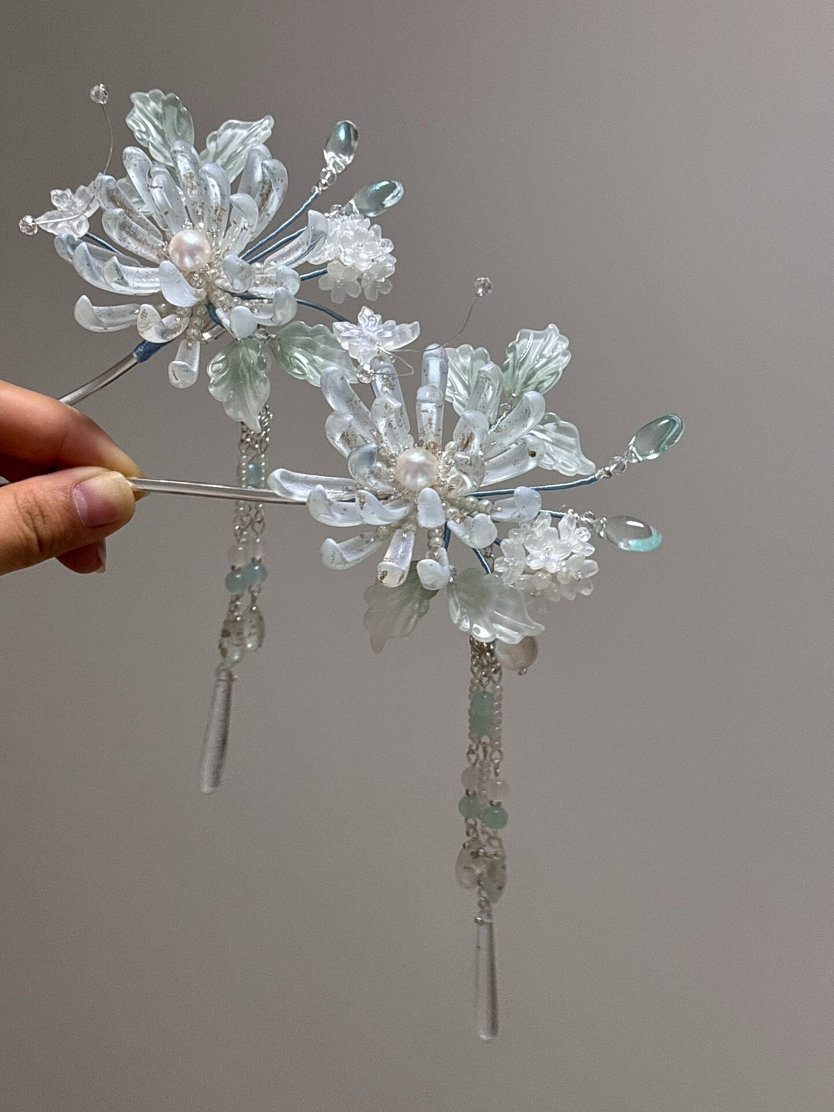 Jade Blue Field Chrysanthemum Liuli Hairpins