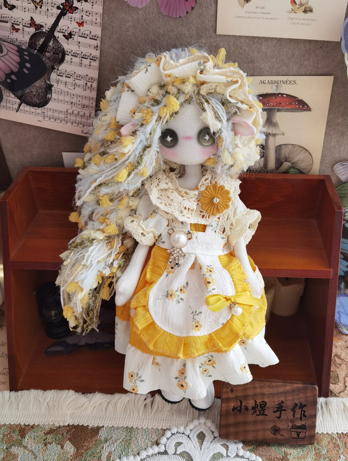 Button-Eye Doll 30cm Handmade