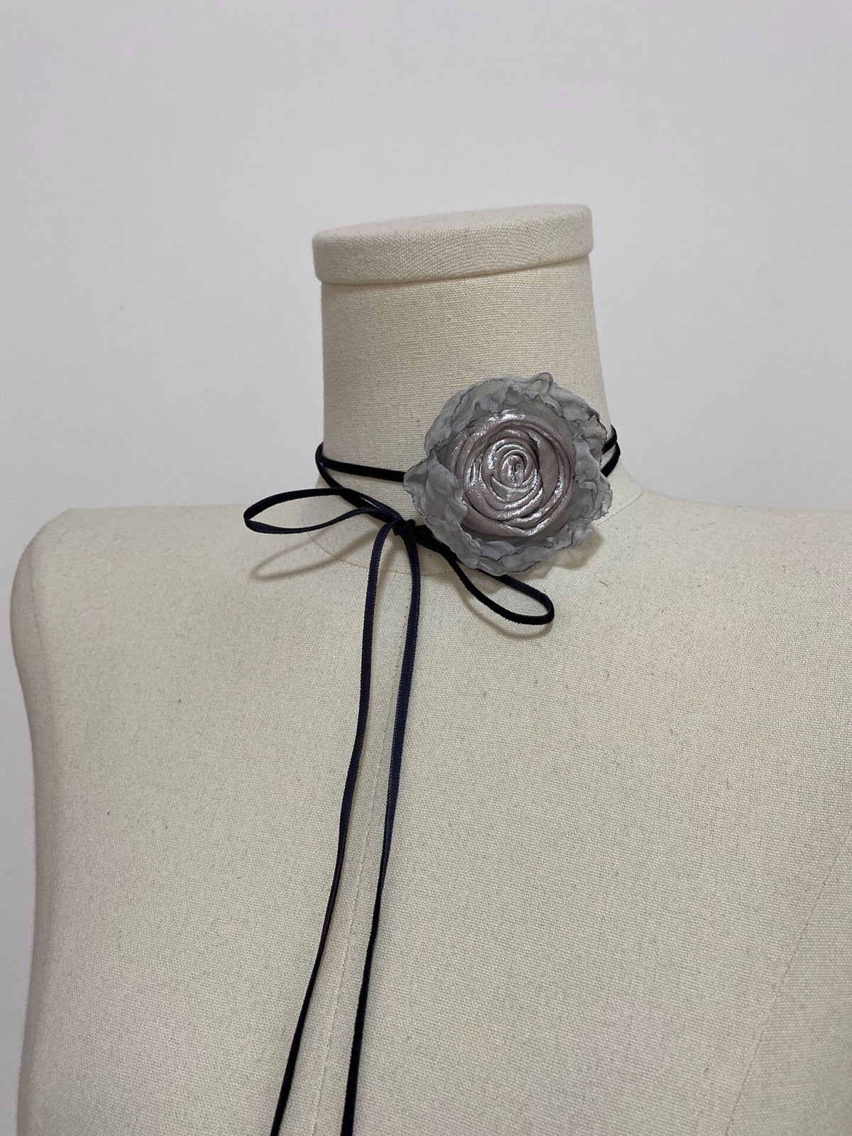 Handmade Gray Rose Flower Choker