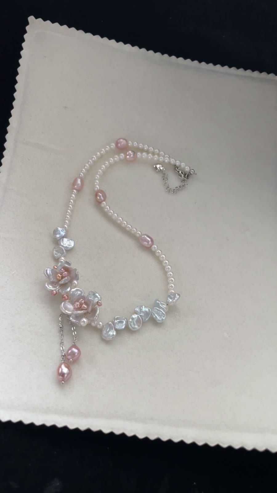 Natural Pearl Two-Flower Necklace