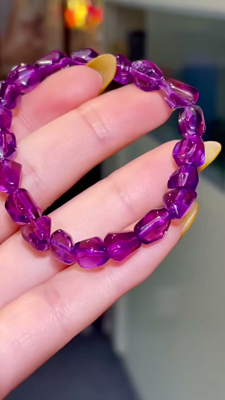 Bracciale a grani in ametista freeform 9x7 mm