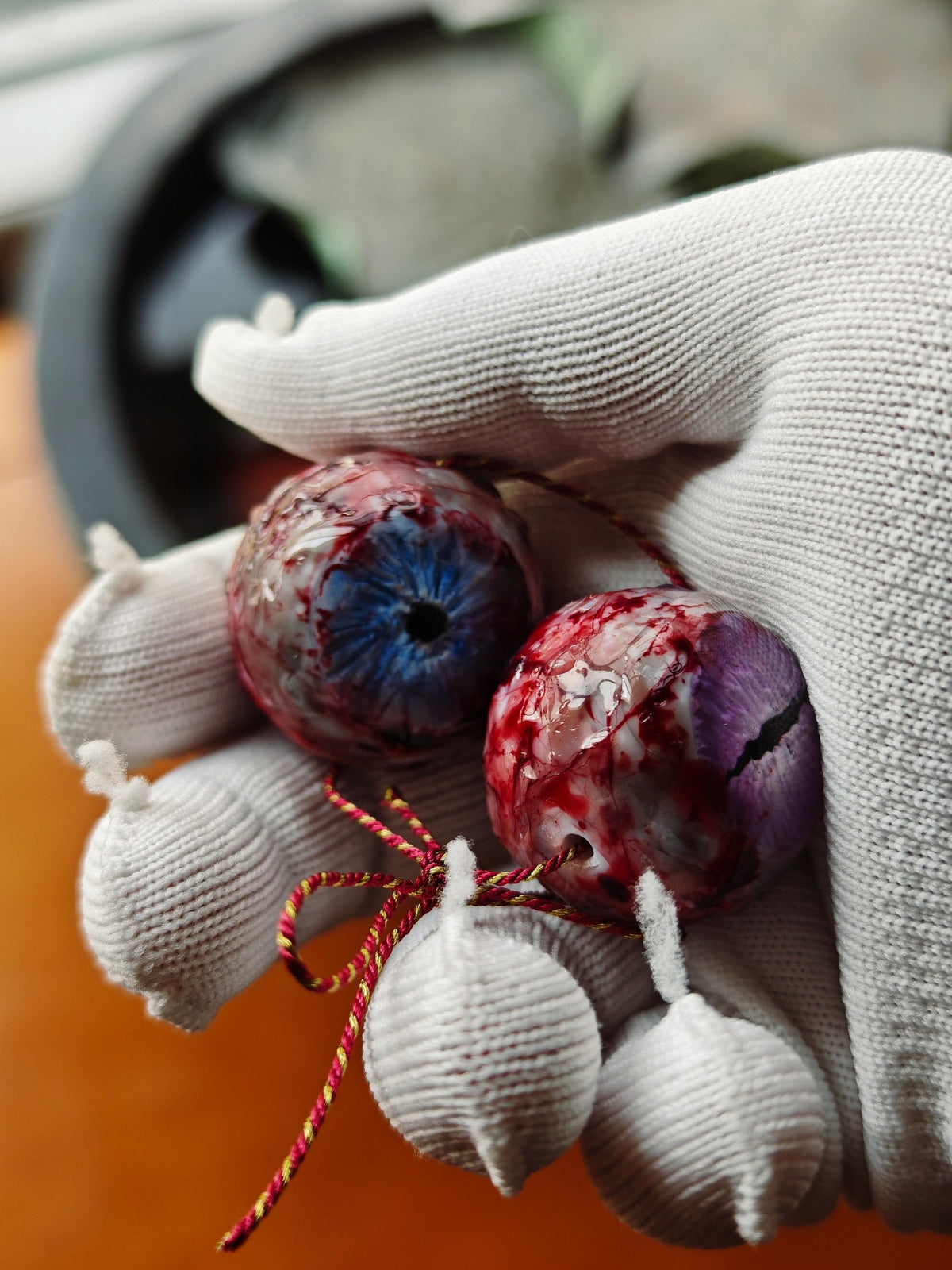 Cthulhu Eyeball Beads Resin Red Vein