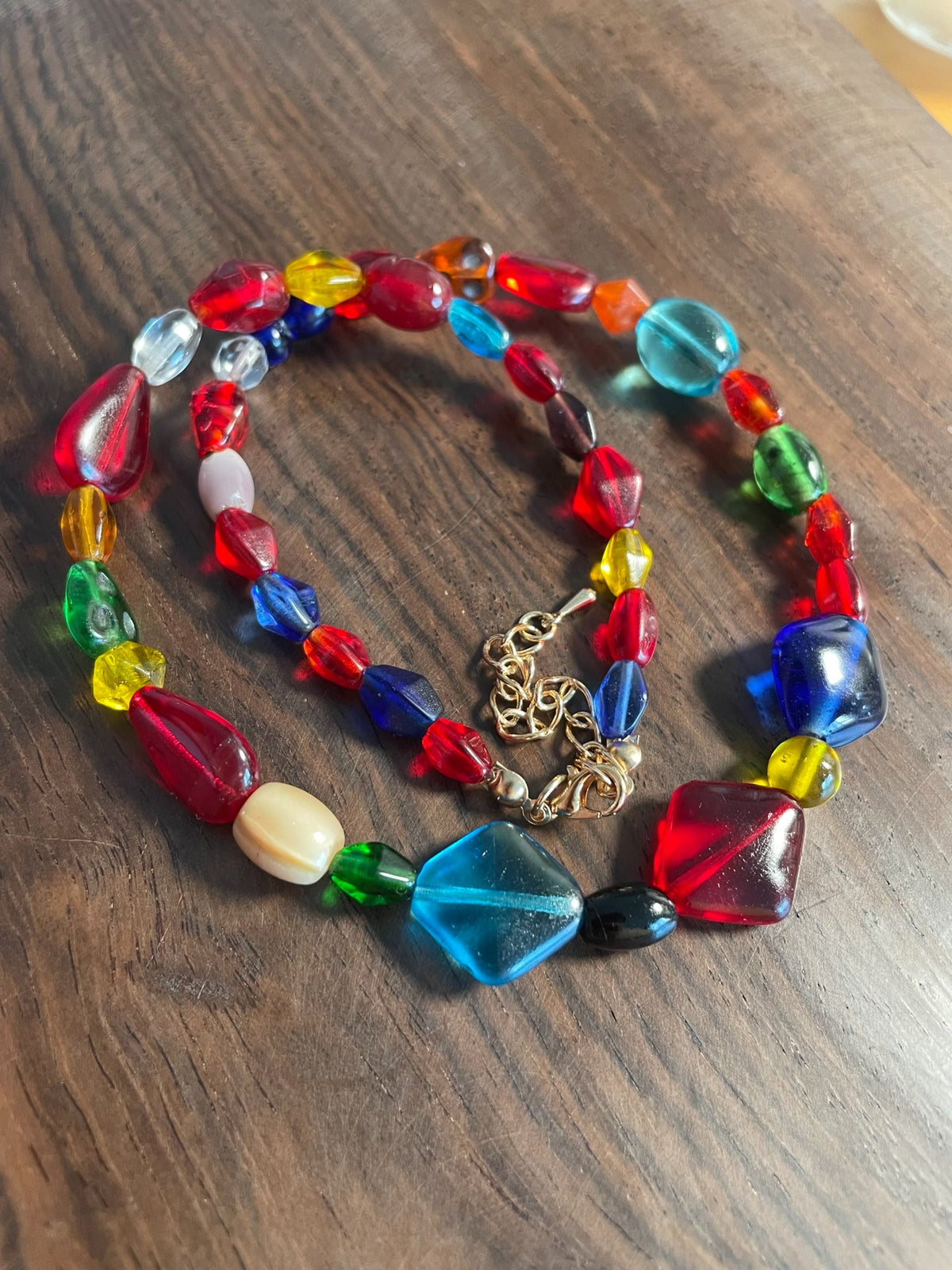 Colar de Contas de Vidro Multicolor