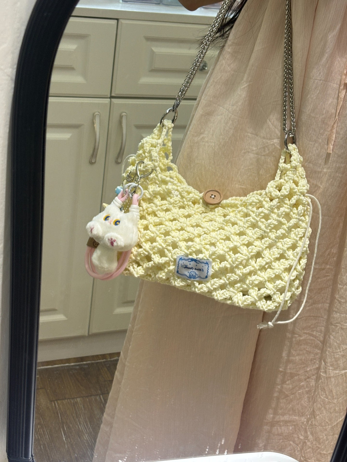 Hellgelbe Häkel-Schultertasche