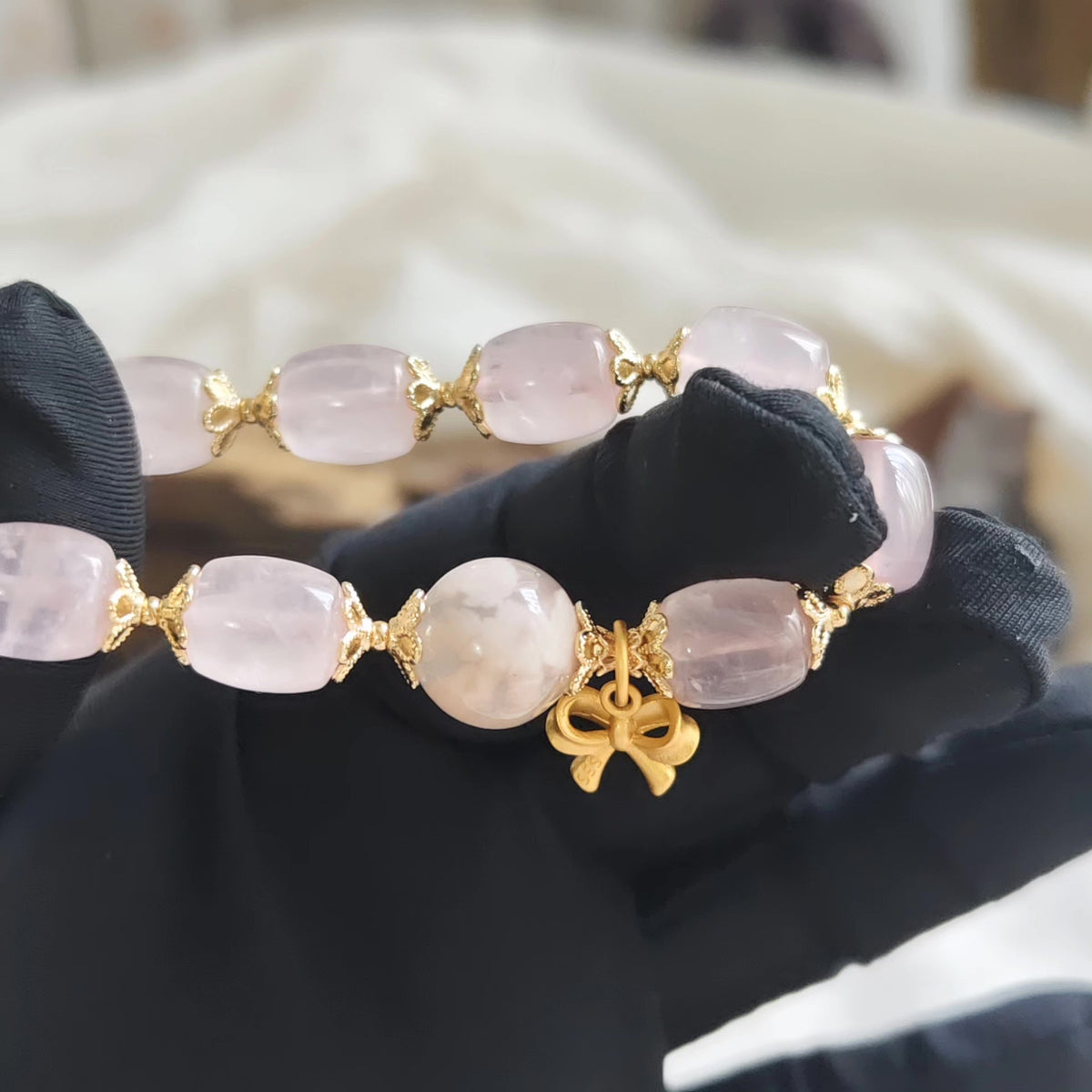 Bracelet de perles quartz rose et agate sakura