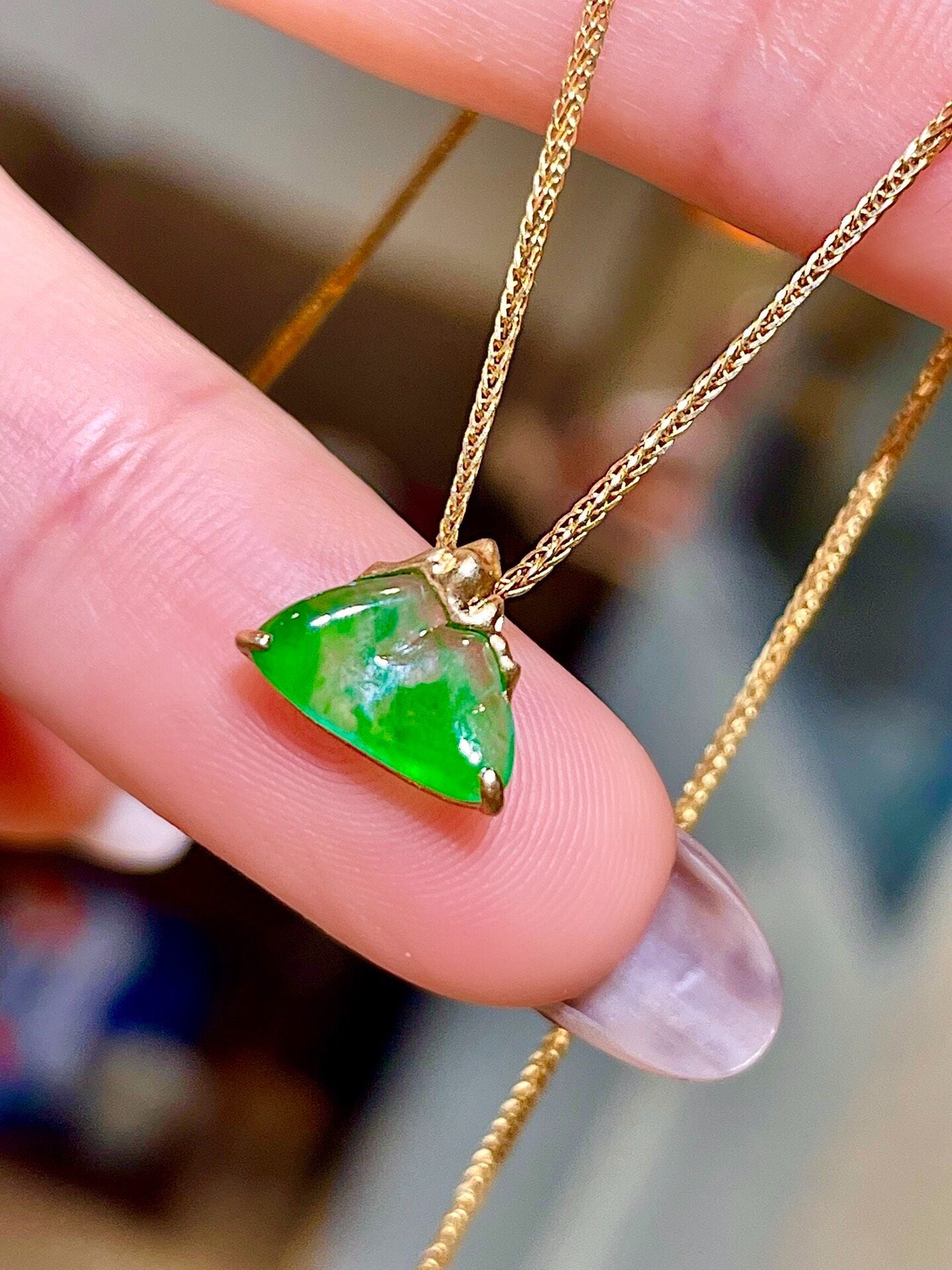 18K Gold Jadeite Mountain Pendant Necklace, 9x5.3mm
