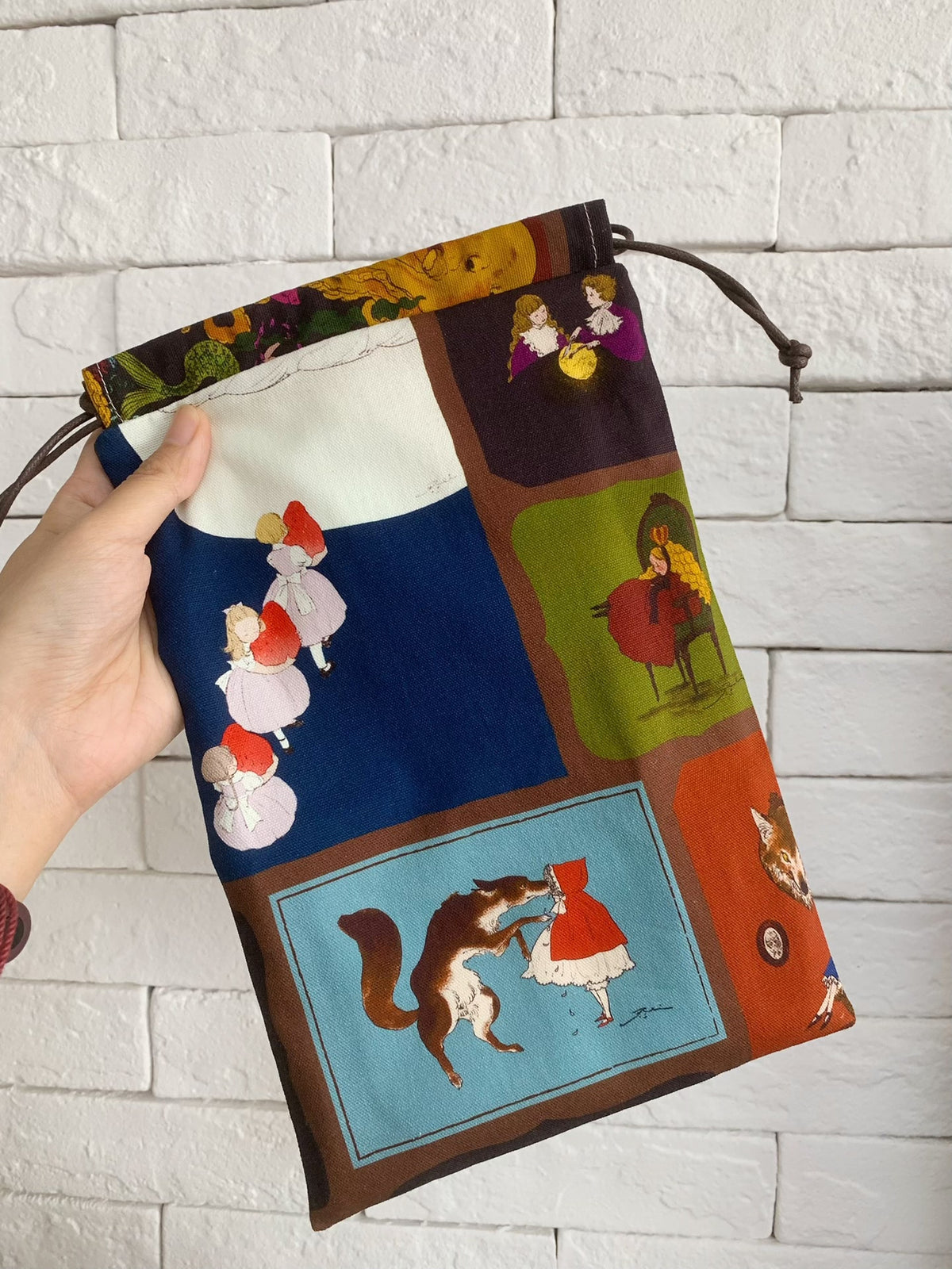Storybook Print Drawstring Pouch