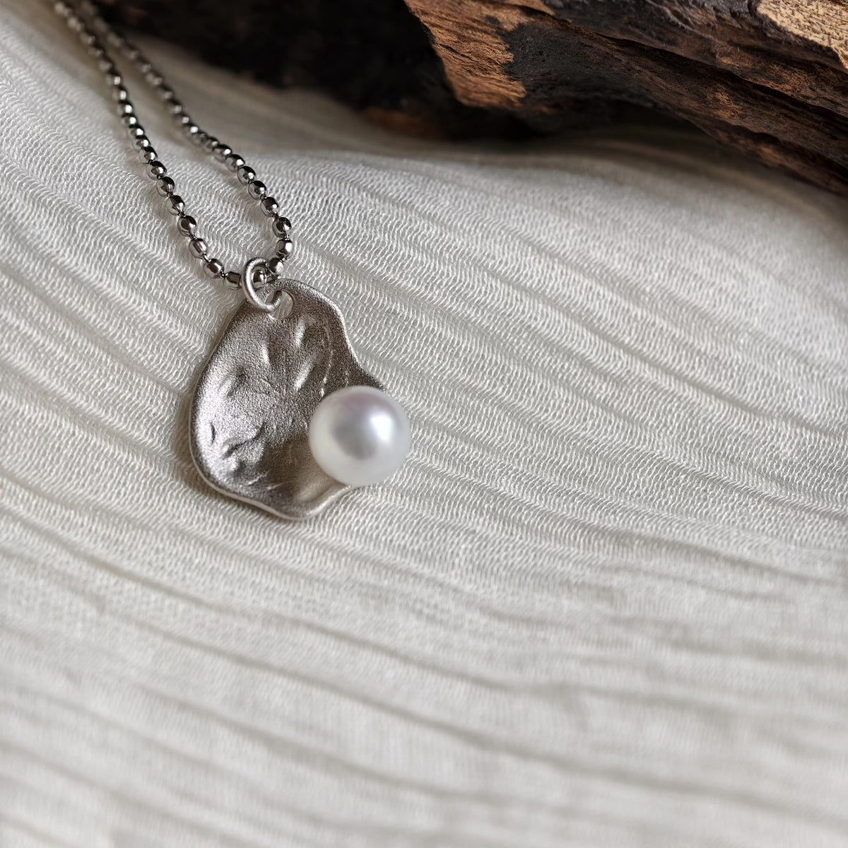 Sterling Silver Lotus Leaf Pearl Pendant Necklace
