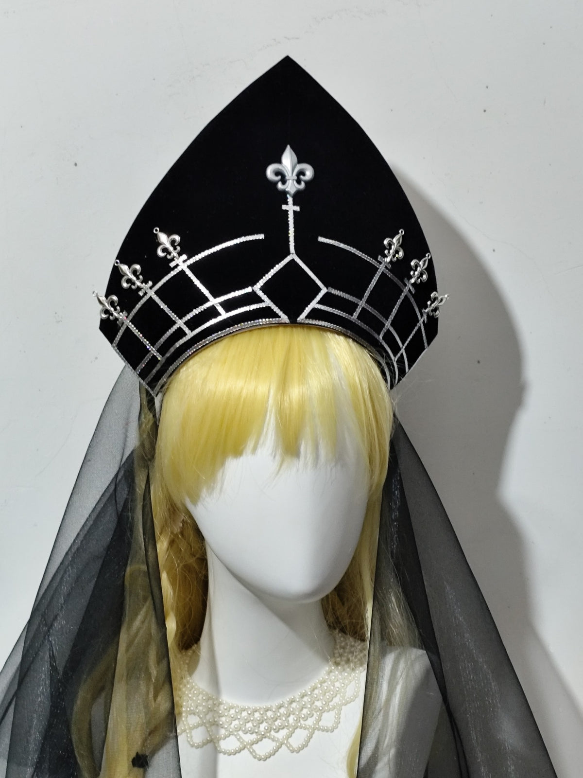 Black Cosplay Headdress with Veil 19cm