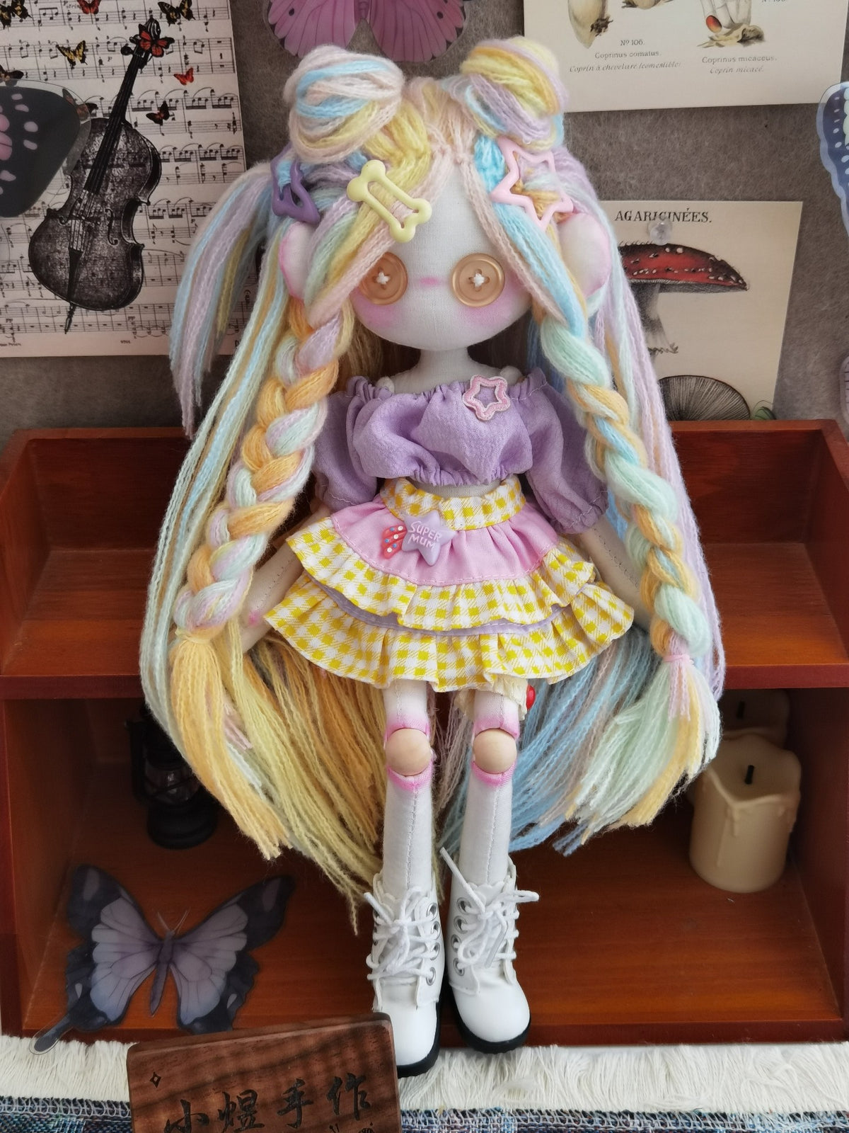 Button-Eyed Doll Ghost Mom 30cm Plush