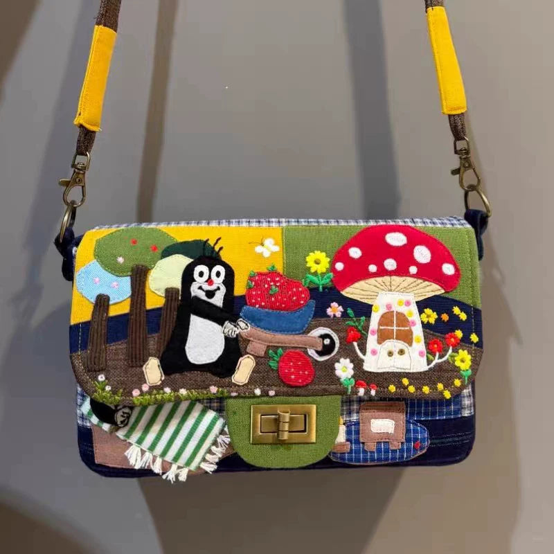 Handgemachte Schultertasche mit Patchwork und Stickerei