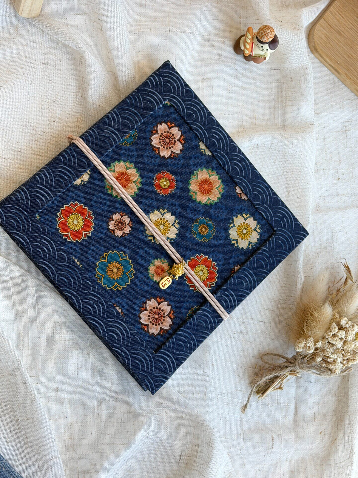 Handmade Watercolor Notebook 300gsm 18cm Square