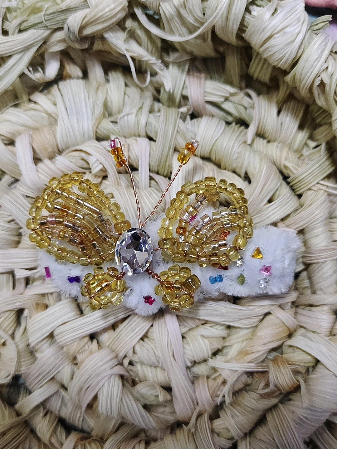 Handgefertigte Schmetterlings-Haarspange mit Strass