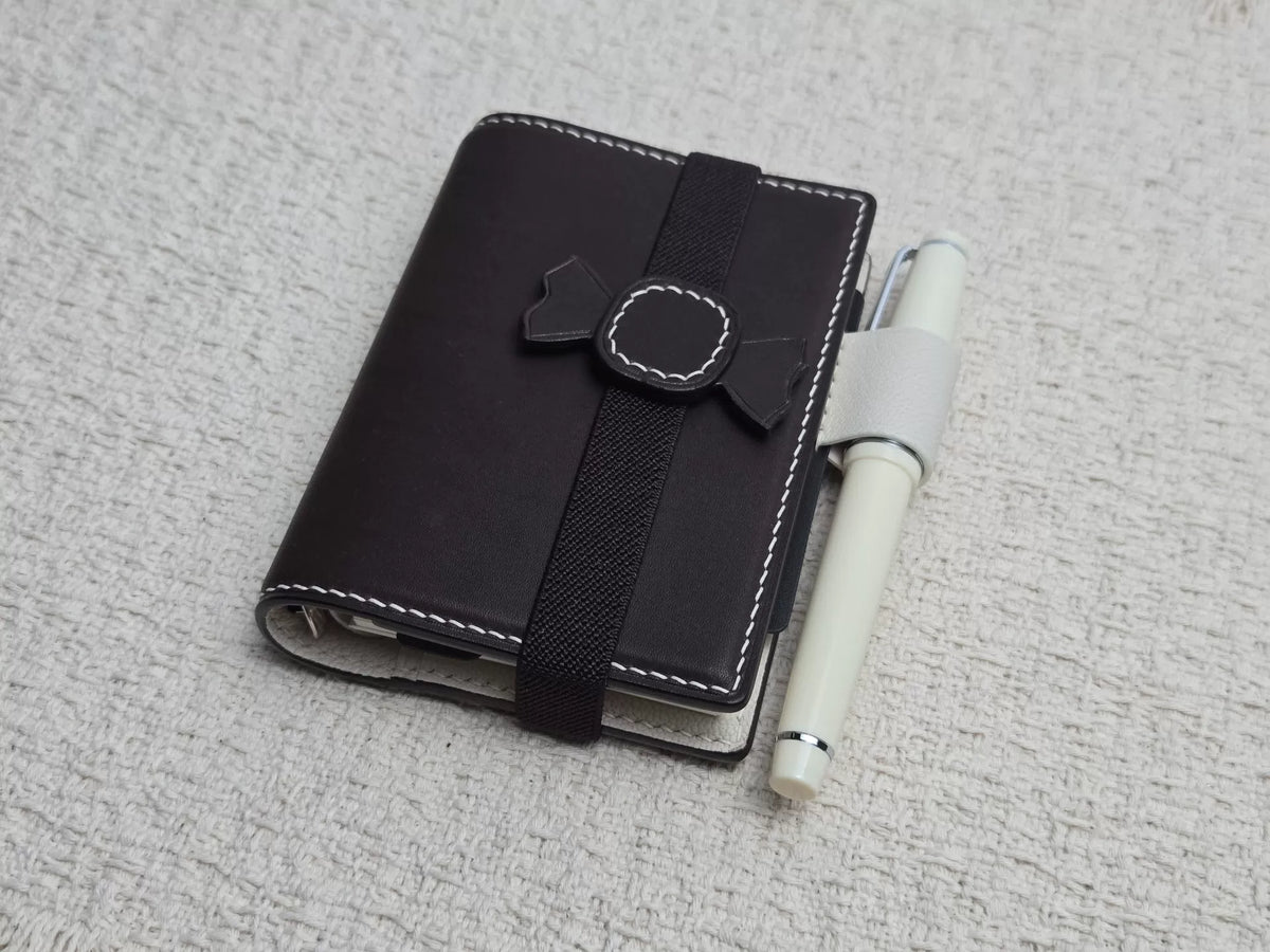 M5 Dubwoudige Leren Agendahoes Ebony