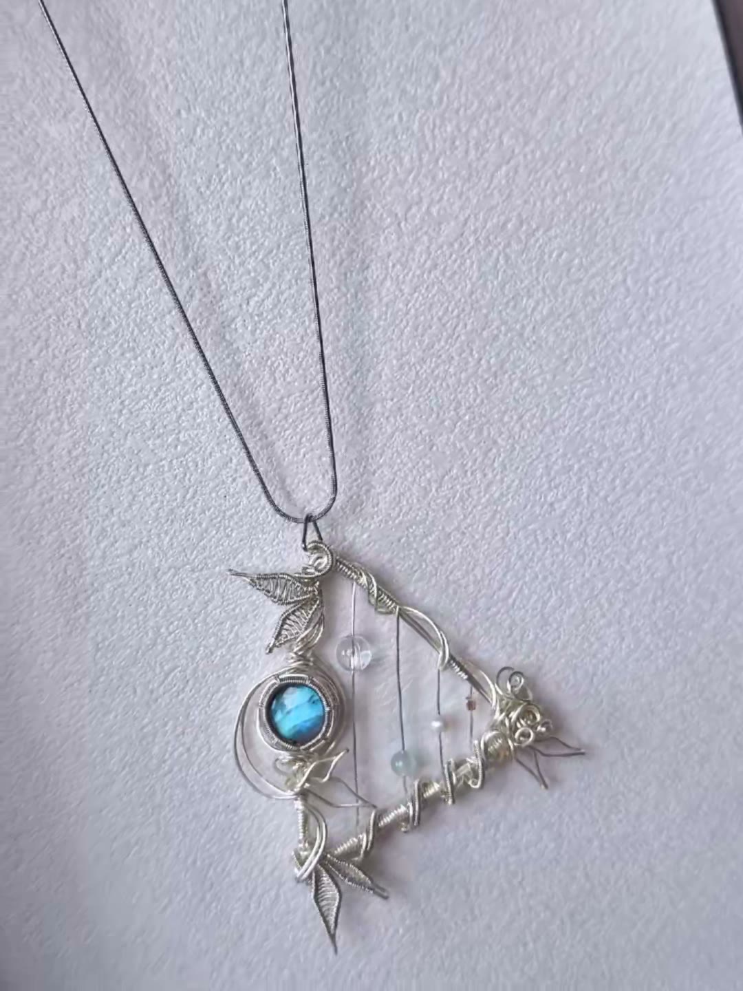 Collana con Arpa in Labradorite Blu
