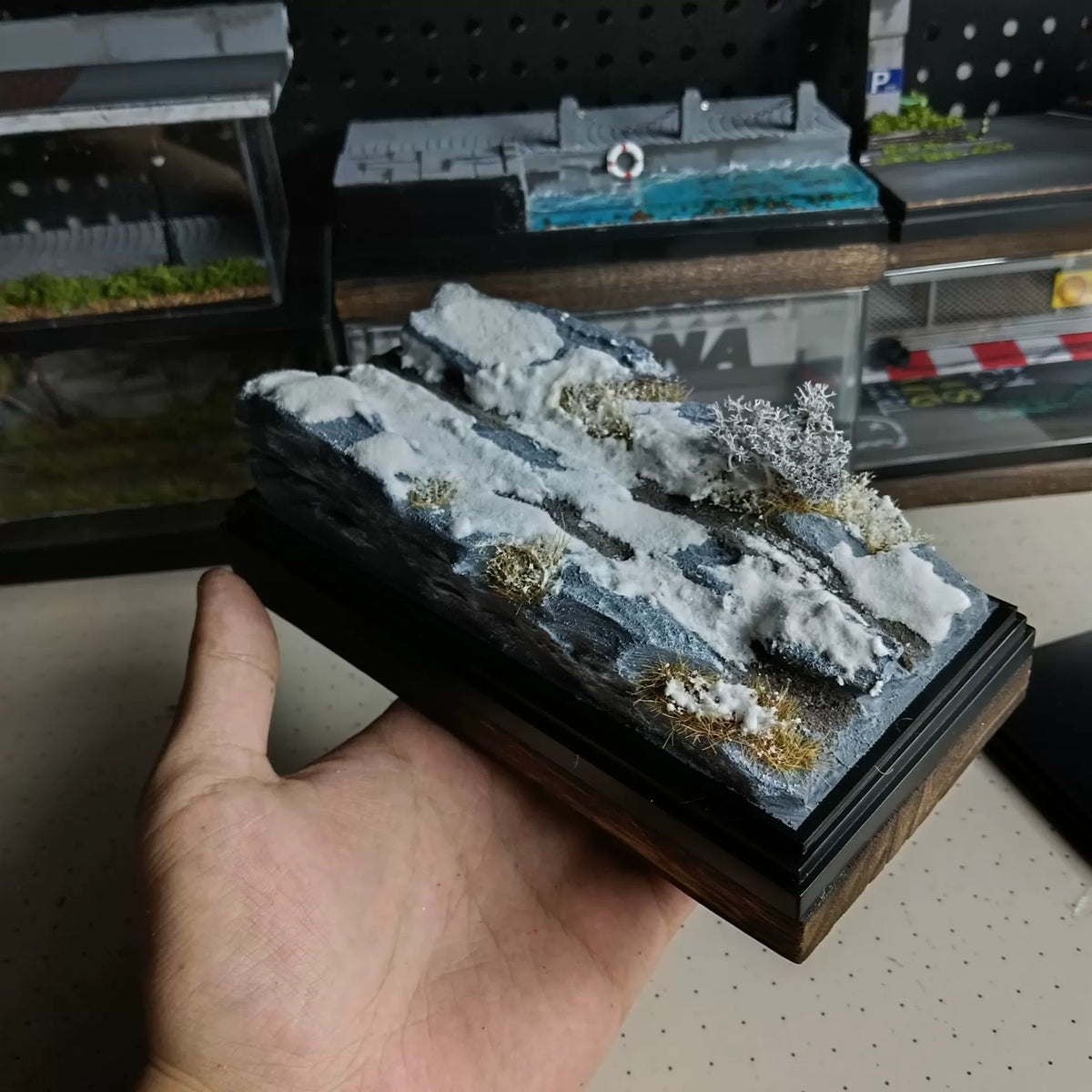 1:64 Schnee Off-Road Diorama Displaybasis