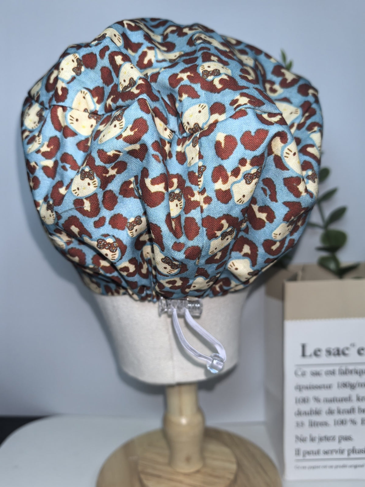 Baumwoll-Bouffant-OP-Haube Hello Kitty Leopardenmuster