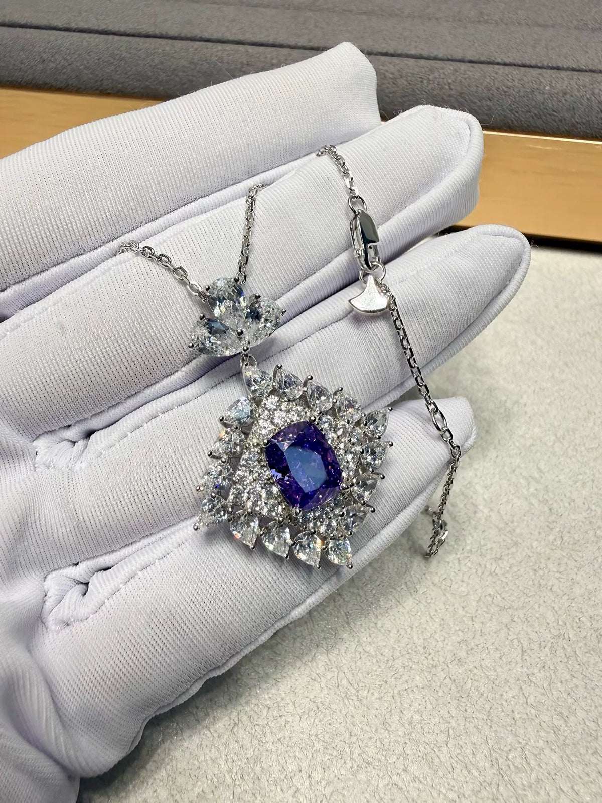 Purple Cushion Cut Statement Necklace V-Gold